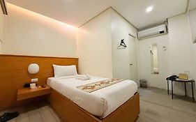 Aurora Suites